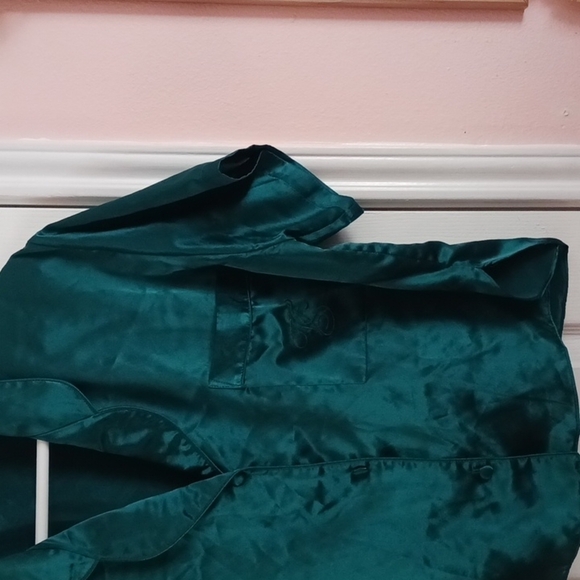 VICTORIA'S SECRET PAJAMA TOP - Picture 4 of 7